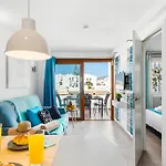 Amazing In Americas Hill - Surf *
