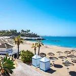 Amazing In Americas Hill Apartman